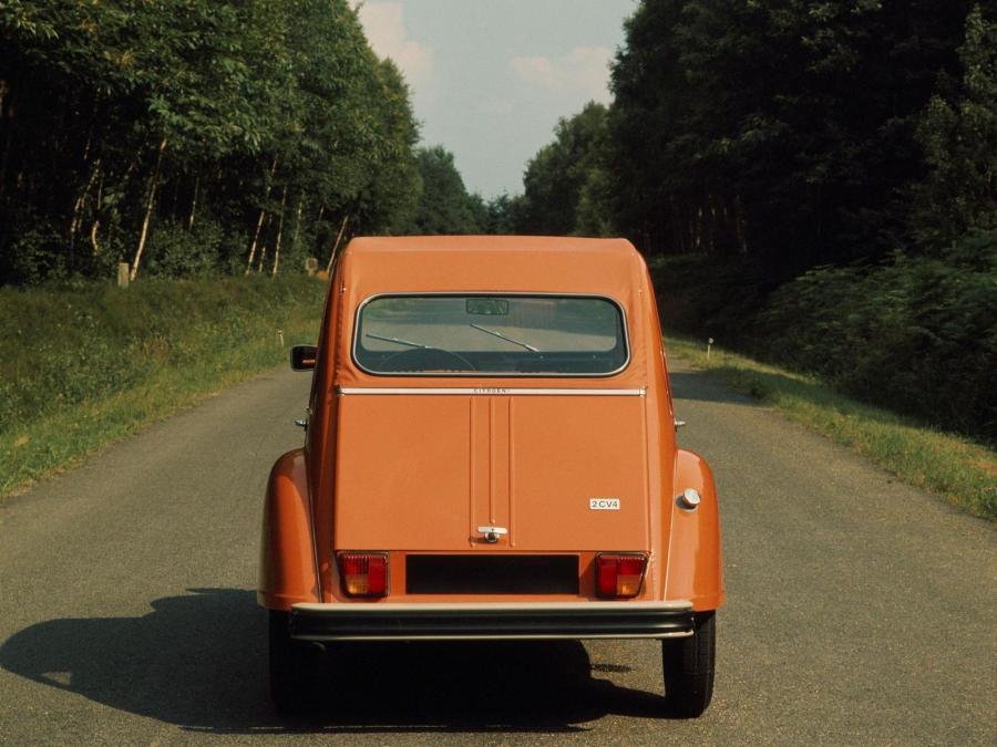  Citroen 2CV4 1975 года  (фото 10 из 12)